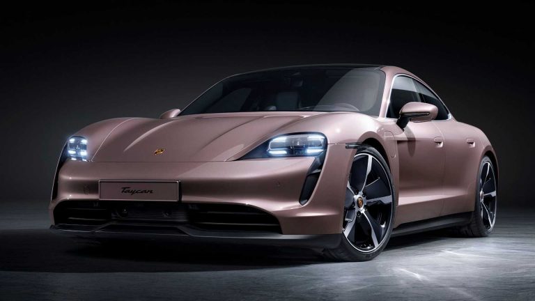 Porsche Taycan iespējams aprīkot ar uzlabotu iebūvēto lādētāju, kas nodrošina krietni ātrāku uzlādi
