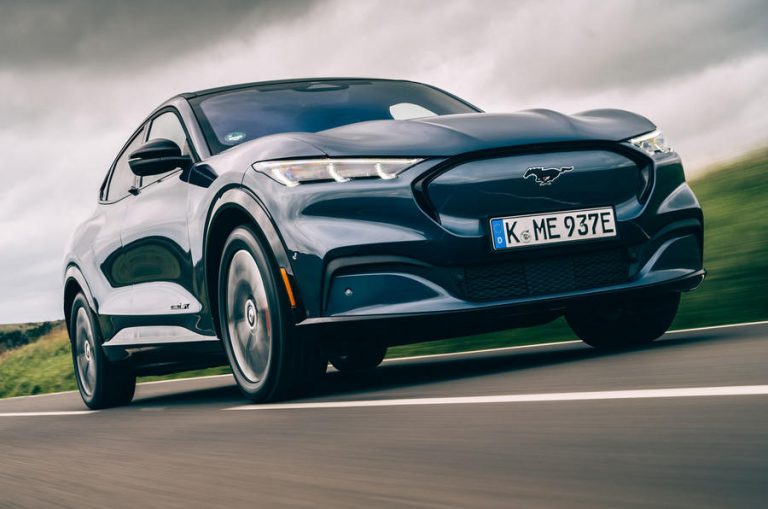 Elektriskais Ford Mustang Mach-E ir pērn vislabāk pārdotais Mustang līnijas modelis