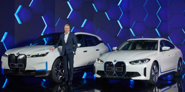 BMW Ziemeļamerikā spiests atsaukt i4 un iX bateriju iespējamas aizdegšanās dēļ