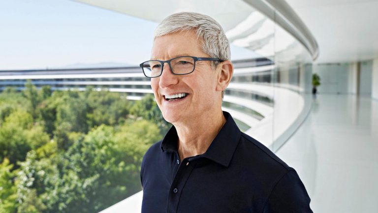 Apple aizvadījis uzņēmuma vēsturē veiksmīgāko ceturksni