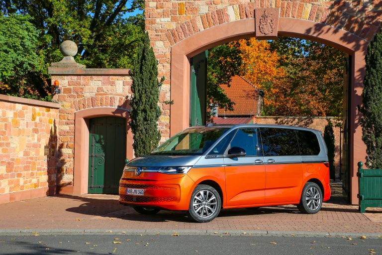 Volkswagen Multivan T7 – vai beidzot Mercedes-Benz ir konkurents?