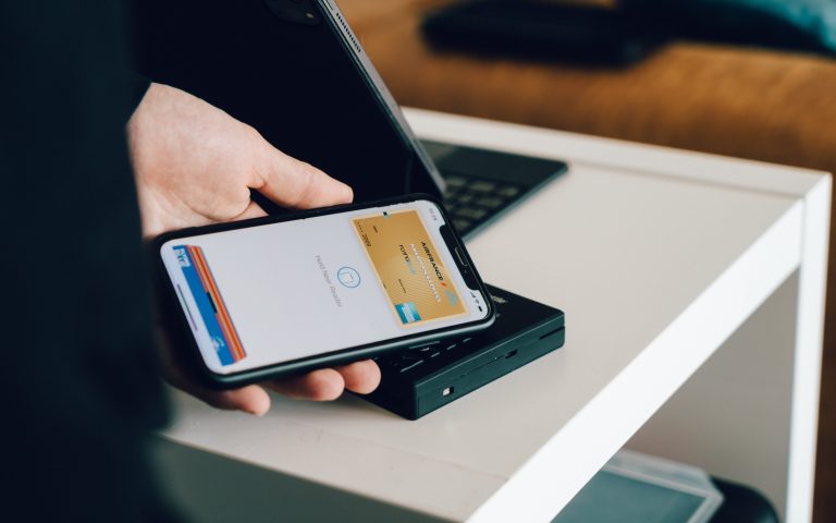 Ķīnas centrālā banka testa versijā palaidusi digitālās juaņas maciņu