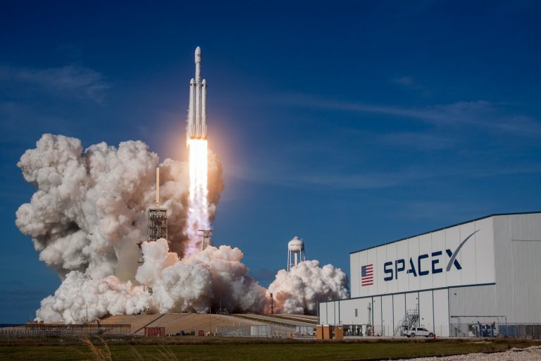 Neatrodot citu izeju, Eiropa lūdz “SpaceX” palīdzību navigācijas satelītu palaišanā