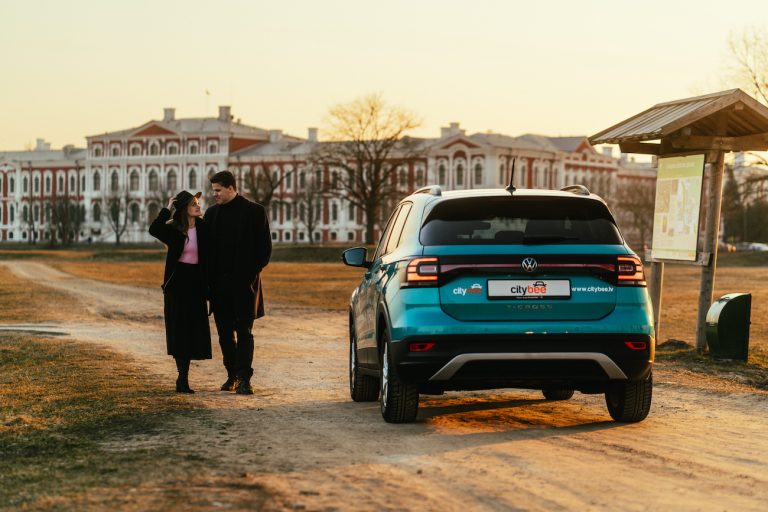“CityBee” koplietošanas mašīnas tagad pieejamas arī Jelgavā