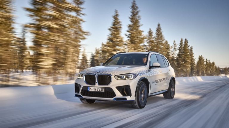BMW vadītājs pārliecināts, ka ūdeņraža auto ir “nākamā lielā lieta”