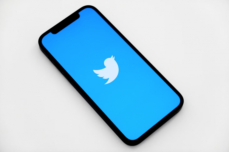 “Twitter” vēl pirms Maska nākšanas pie varas krietni audzējis lietotāju skaitu