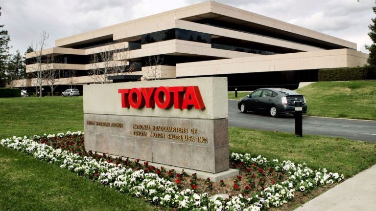 Toyota tomēr maina pieeju – ūdeņraža degvielas šūnas attīstīs primāri komerctransporta vajadzībām