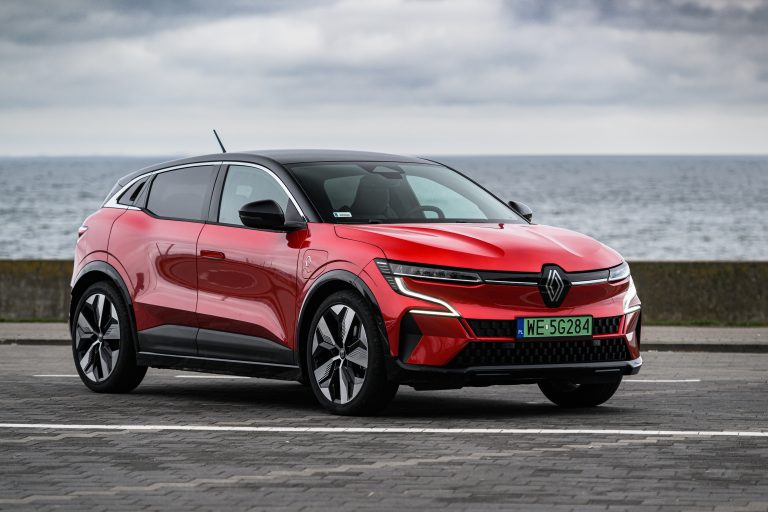 Kursors Polijā iepazīstas ar Renault Megane E-Tech Electric