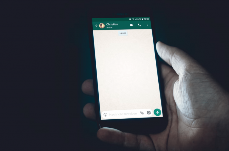 “WhatsApp” pievienojis jaunas privātuma kontroles iespējas
