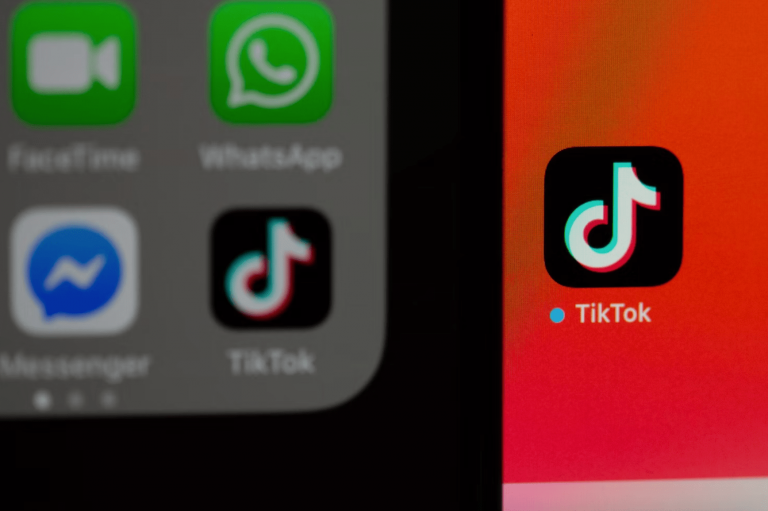 “TikTok” vēlas sastādīt konkurenci “Spotify” un piedāvāt savu mūzikas straumēšanas lietotni