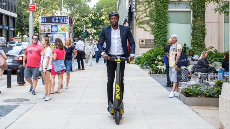 Pasaules ātrākā cilvēka dibinātā elektrisko velosipēdu nomas kompānija pārtraukusi darbību
