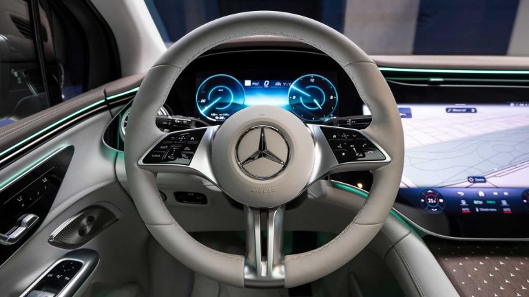Mercedes pārspēj Tesla un pirmie ASV sertificē “Level 3” autonomās braukšanas sistēmu