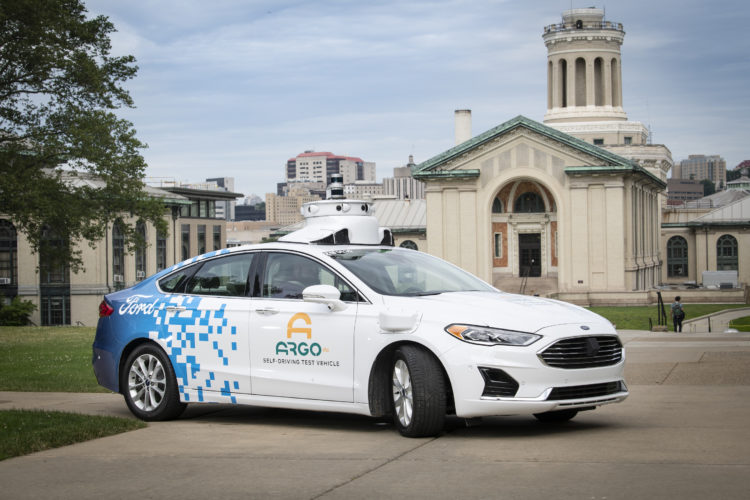VW un Ford atbalstītais autonomās braukšanas tehnoloģiju uzņēmums Argo pārtrauks darbību