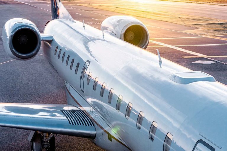 “SpaceX” interneta serviss “Starlink Aviation” jau nākamgad būs pieejams lidmašīnās