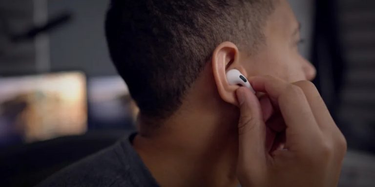 Arī pirmās paaudzes AirPods Pro saņems jauno adaptīvā skaņu filtra funkciju