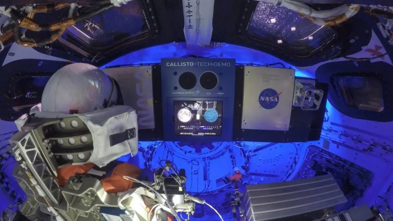 NASA izmantos iPad un balss vadību Orion kosmosa kuģī