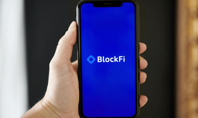 Bankrotējis arī kriptovalūtu aizdevējs “BlockFi”