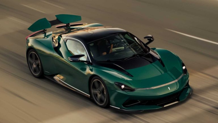 Pininfarina Battista uzstāda rekordu un līdz 100km/h ieskrienās 1,79 sekundēs