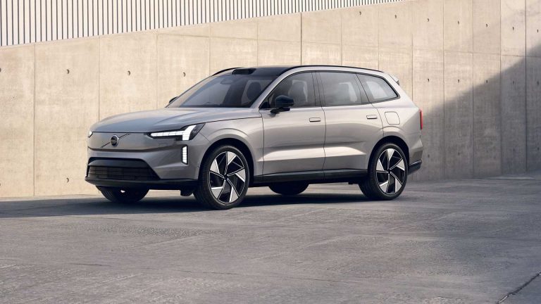 Volvo sola, ka papildus samaksu prasīs tikai par nozīmīgiem programmatūras uzlabojumiem