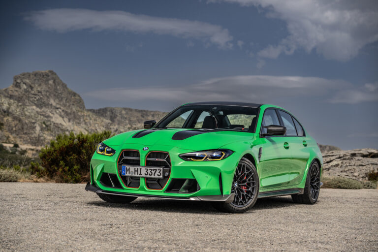 Prezentēts jaunais BMW M3 CS