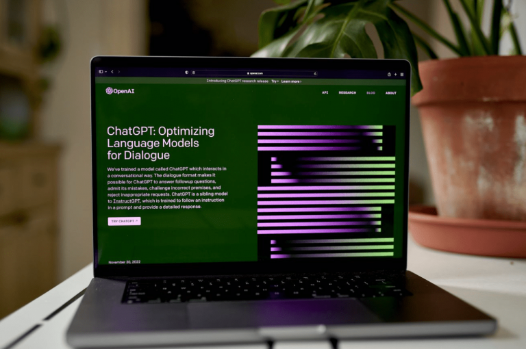 Lietotāji ziņo, ka ir pieejama “ChatGPT” maksas versija
