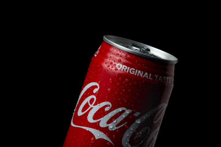 “Realme” un “Coca-Cola”, iespējams, izstrādā kopīgu viedtālruni