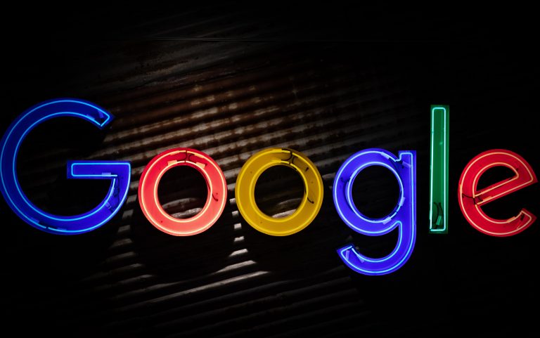 Bez darba palikuši arī 12 000 “Google” darbinieku