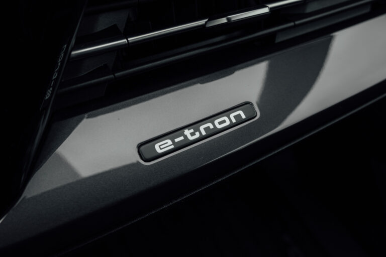 Audi negrasās atteikties no “e-tron” zīmola
