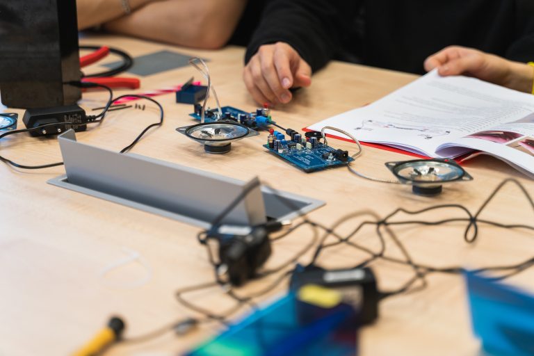 Skolēnu brīvdienu nedēļā RTU organizēs seminārus STEM priekšmetu skolotājiem
