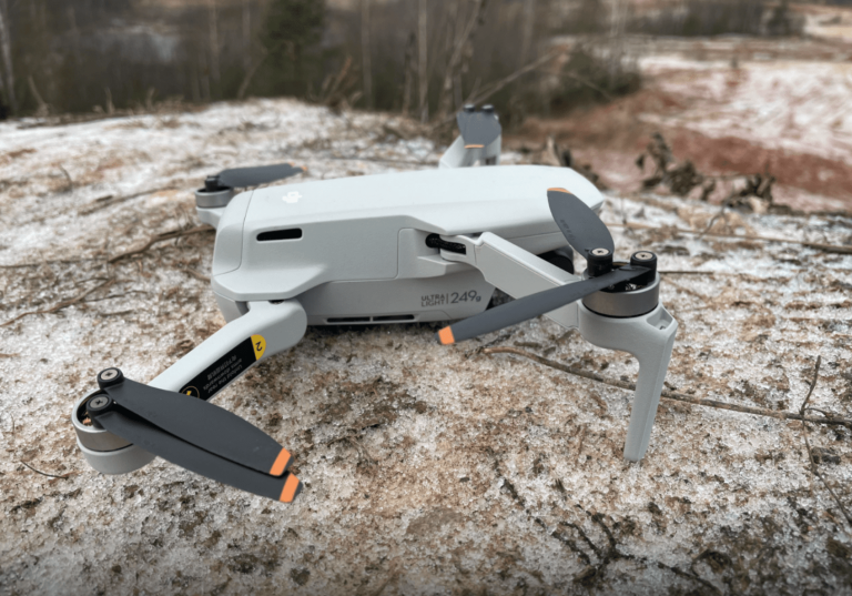“DJI” klusiņām pārtrauc dronu uztveršanas sistēmas “AeroScope” darbību