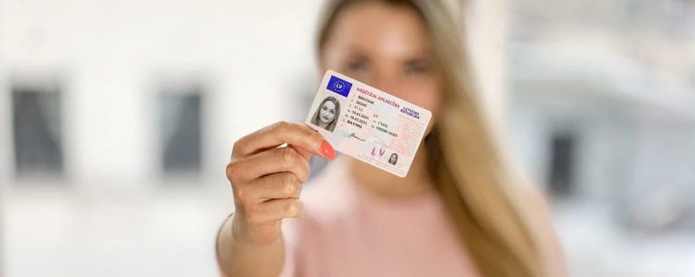 Eiropas Komisija rosina ieviest digitālās autovadītāju apliecības