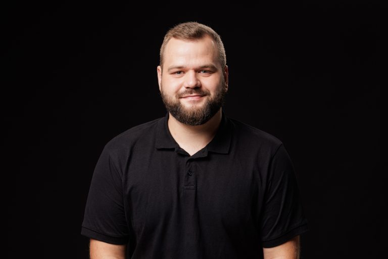 No biroja darba līdz procesu vadībai kokapstrādē. Kādas iespējas sniedz “Capital Neo Silent” datori?