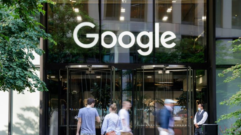 Google Search nodrošinās zemākās aviobiļetes cenas garantiju