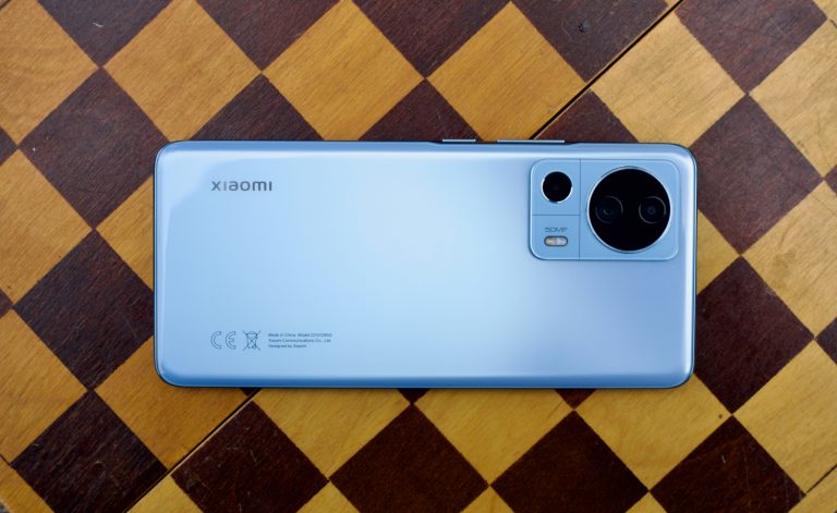 Xiaomi 13 Lite apskats – no citas operas