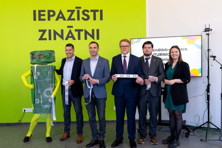 Svinīgi atklāj RTU zinātkāres centru “Futurimo Rīga”, apmeklētājiem tas durvis vērs no 22. aprīļa