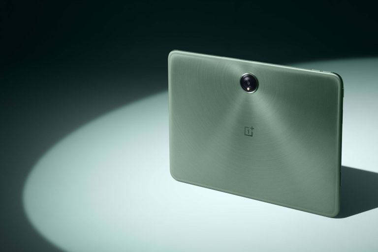 Rezervē OnePlus Tab planšetdatoru par 99 dolāriem, un gala summu uzzini kaut kad vēlāk