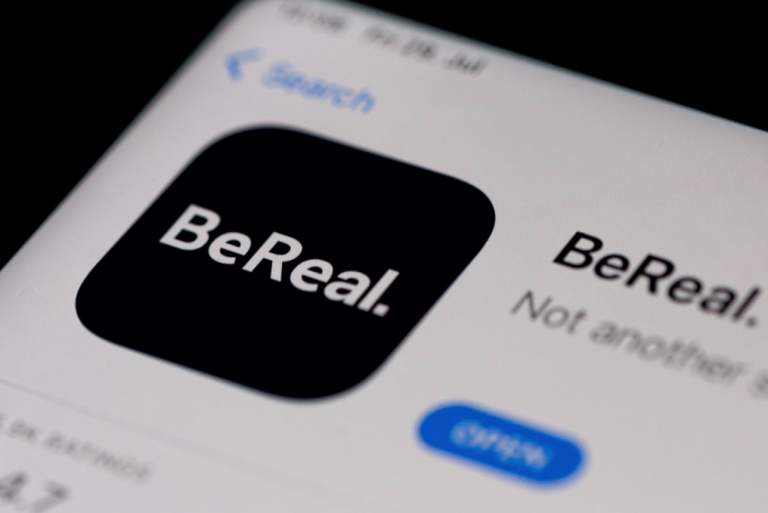 “BeReal” ļaus vienuviet skatīt slavenību ierakstus