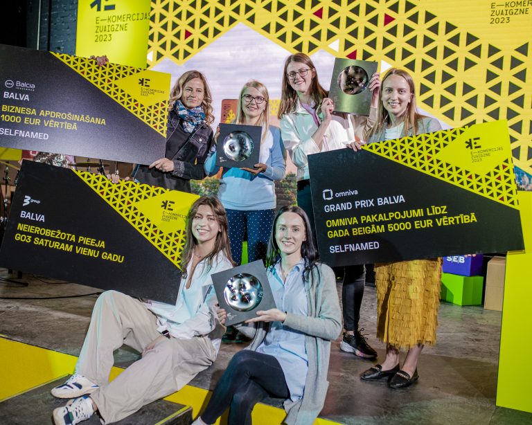 Latvijas e-komercijas gada balvu “E-komercijas zvaigzne 2023” izcīna jaunuzņēmums “Selfnamed”