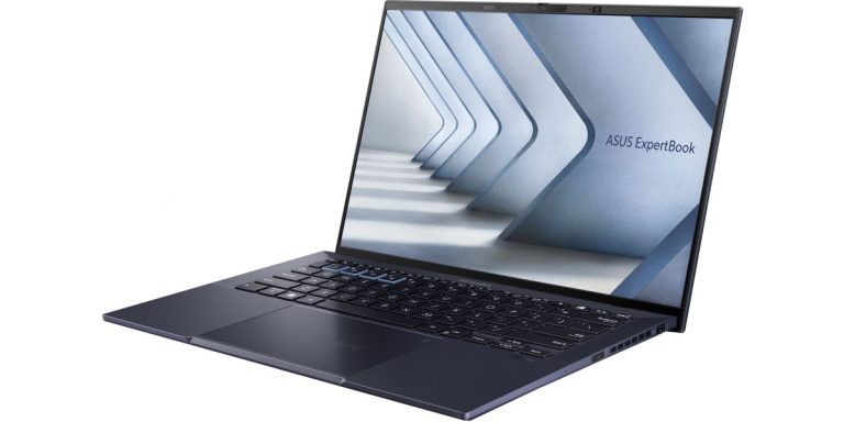 ASUS iepazīstina ar ExpertBook B9 OLED klēpjdatoru darbam