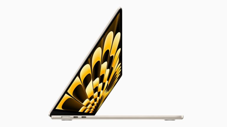 15 collu Apple MacBook Air ultrabuka apskats
