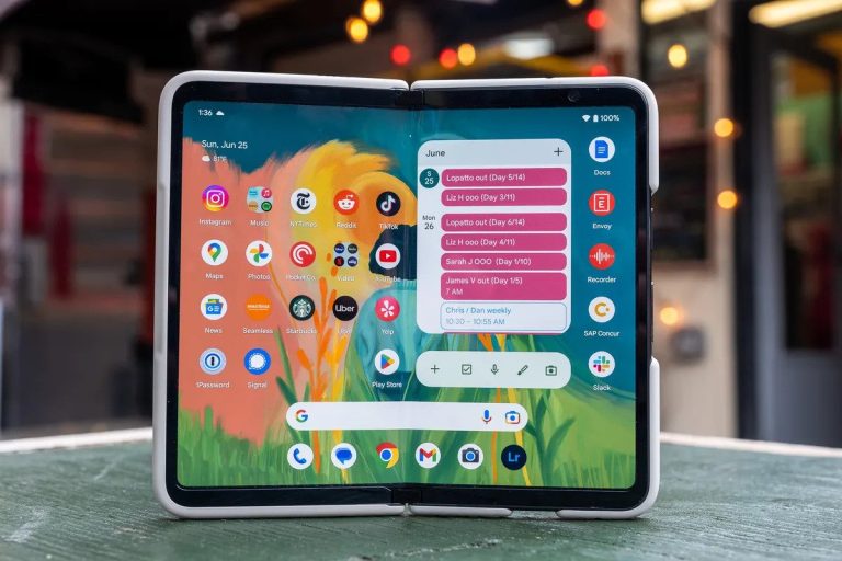 Pixel Fold īpašnieki jau pēc pirmās ierīces lietošanas dienas ziņo par ekrāna problēmām
