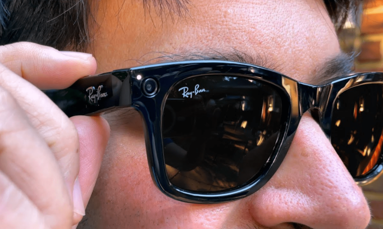 “Ray-Ban” un “Meta” gatavo ar mākslīgo intelektu apveltītas viedās brilles