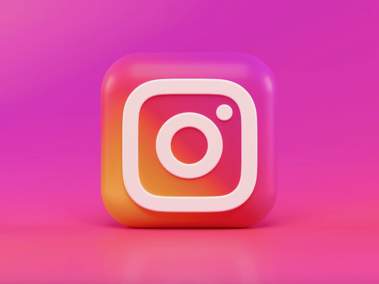 “Instagram Reels” varētu sastādīt spēcīgāku konkurenci “TikTok” un “YouTube”
