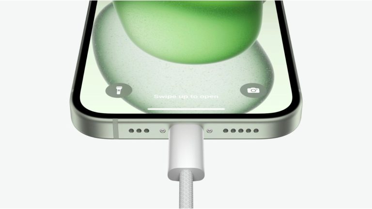 Pārdevēji iesaka nelādēt iPhone 15 ar Android paredzētiem USB-C kabeļiem