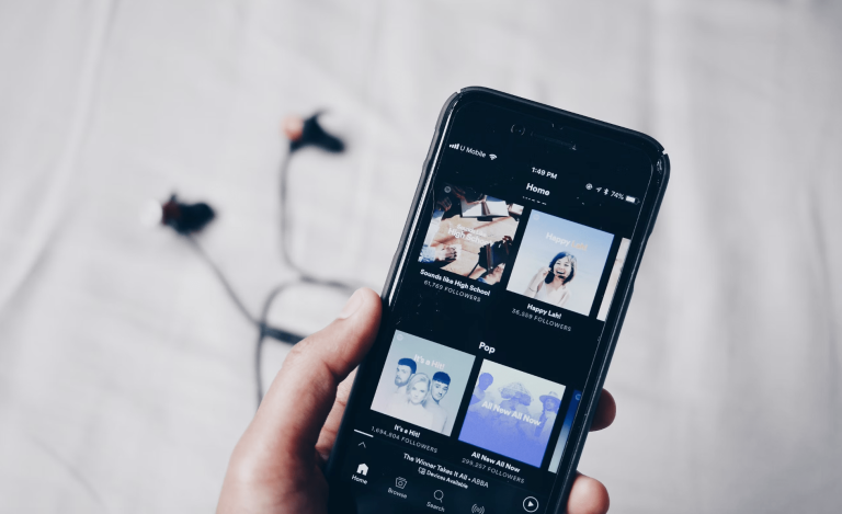 “Spotify”, iespējams, piedāvās MI ģenerētus mūzikas atskaņošanas sarakstus