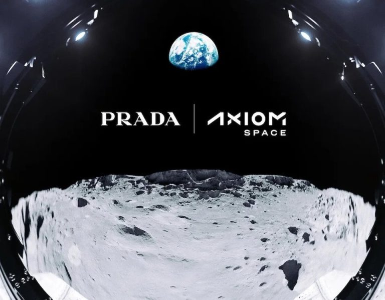 Modes zīmols Prada piedalīsies NASA astronautu tērpu izstrādē