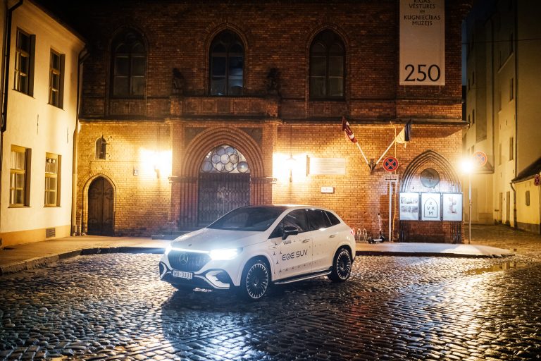 Mercedes-Benz EQE 43 AMG SUV – garš nosaukums kam fenomenālam