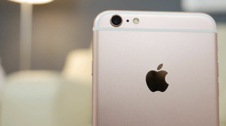 Apple sāk izmaksāt kompensācijas “baterijgeitas” skartajiem