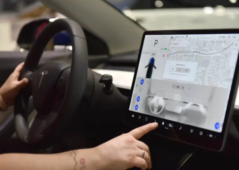 “Tesla” jauna tiesvedība Ķīnā par “Full Self-Drive” sistēmas problēmām