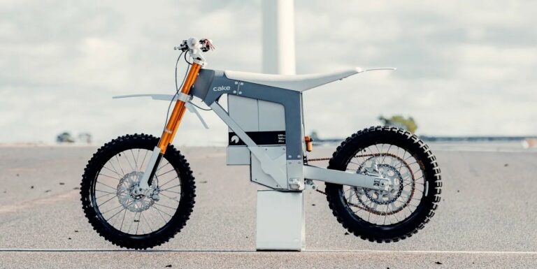 Bankrotējis stilīgo elektrisko motociklu zīmols Cake